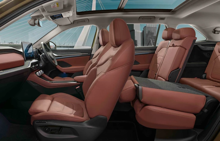 Škoda Kodiaq Interior — Three Rows of Comfort